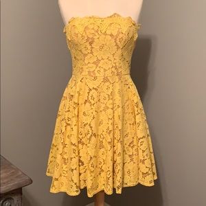 Jodi Kristopher lace dress